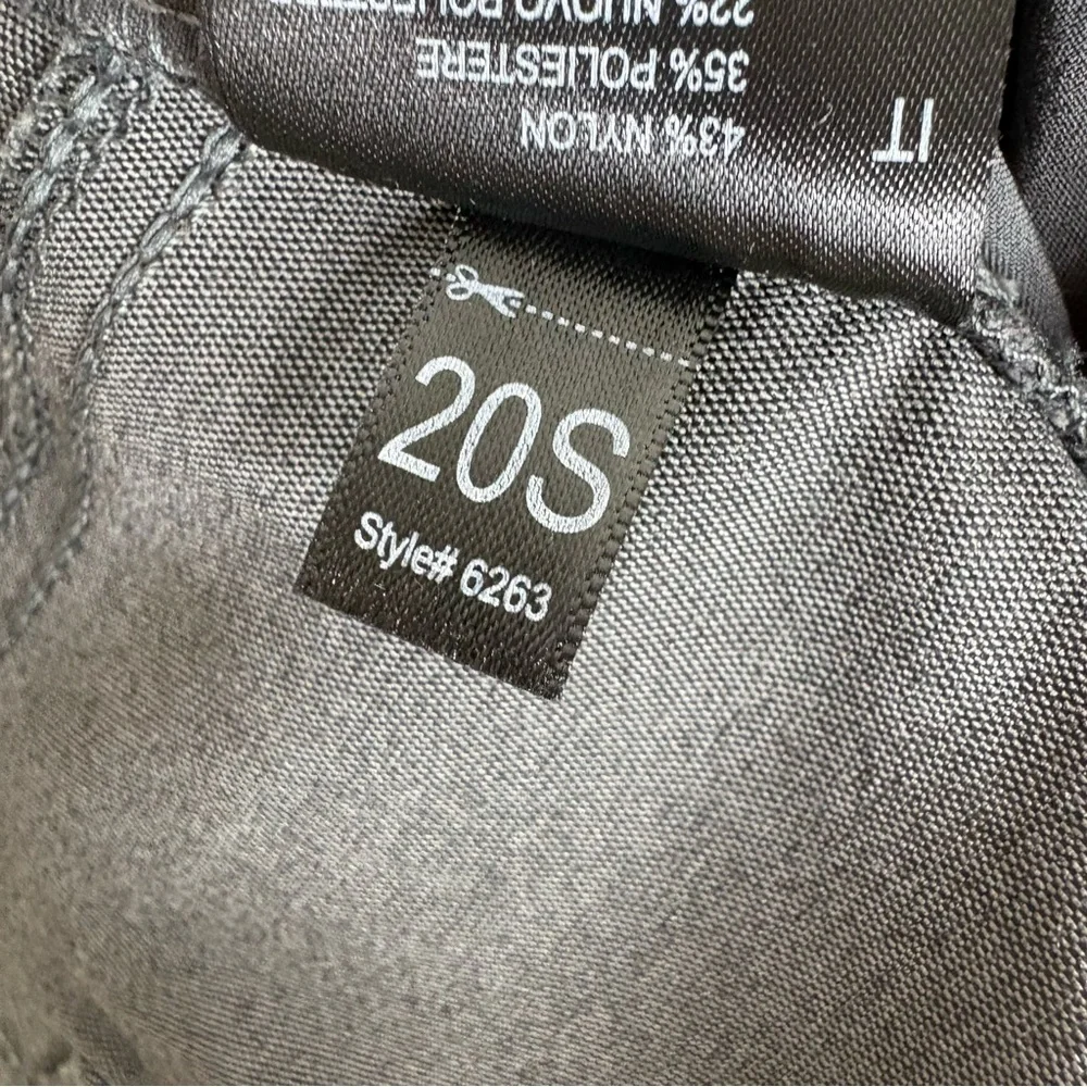 Kuhl Trekr Shorts Charcoal Gray 8” Hiking Outdoor Stretch Women’s Size 14 - Picture 10 of 11